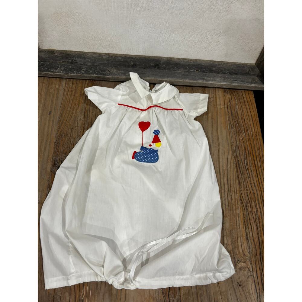 Vintage 80s Lisa Jackson Baby Gown Clown Appliqué, Heart Balloon Size 8–12 lbs